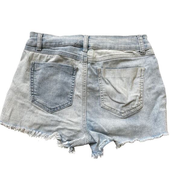 Rewash Size 3/26 High Rise Denim Shorts | Patchwork Striped, Distressed, Raw Hem - Picture 2 of 4